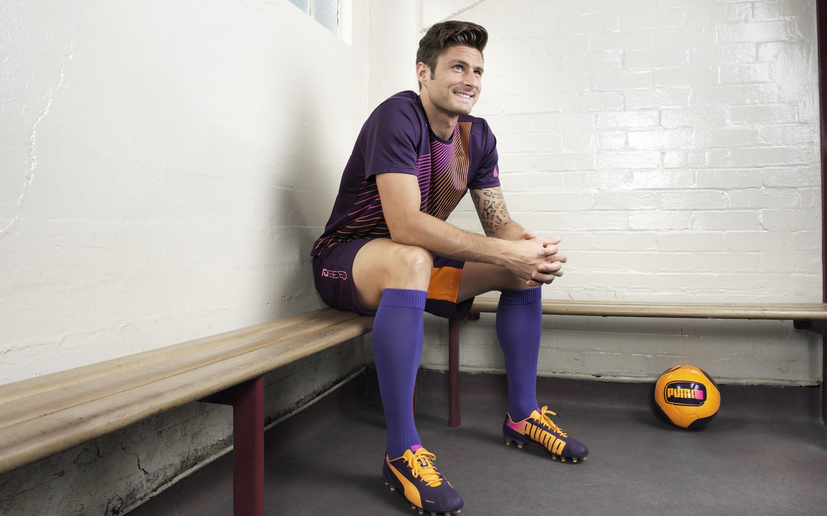 中超官方评选月度最佳球员 武磊凭借高光表现成功当选，武磊中超射手榜第一